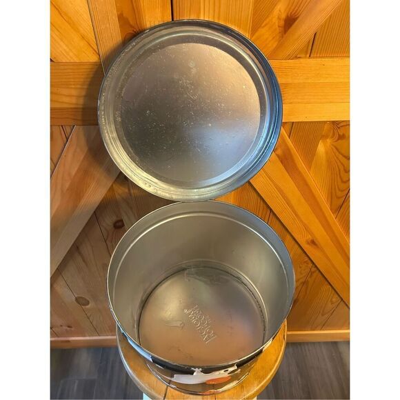 Vintage The POPCORN FACTORY Metal Tin Halloween Ghosts - Picture 7 of 8